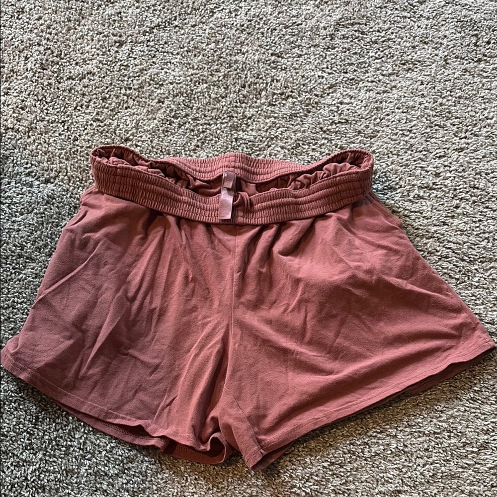 SKIMS High Waist Rust Shorts